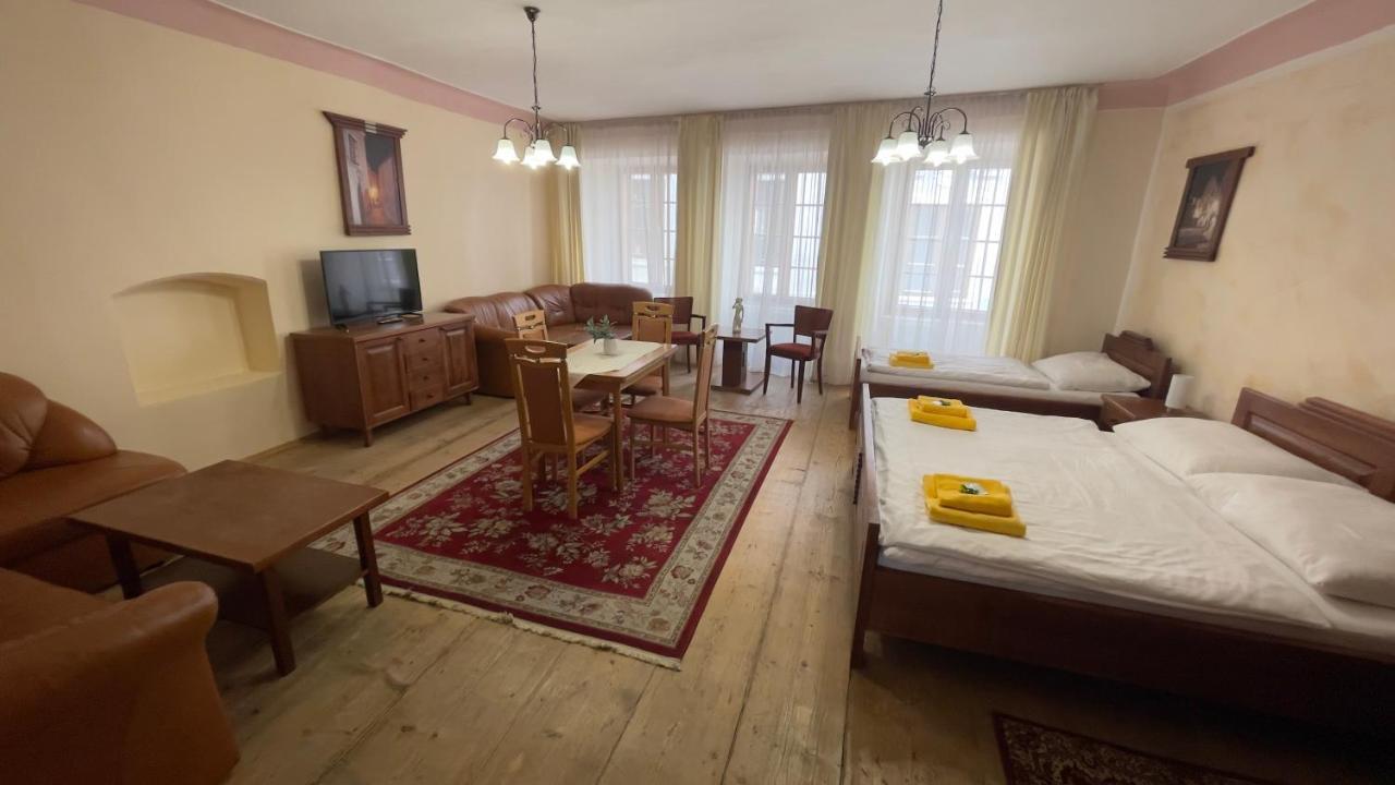 Pension Pod Radnicí Cesky Krumlov Exterior foto