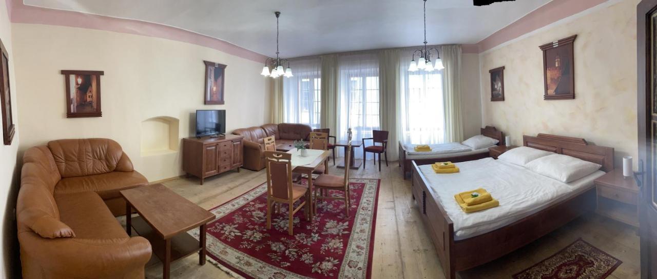 Pension Pod Radnicí Cesky Krumlov Exterior foto