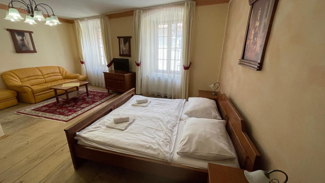 Pension Pod Radnicí Cesky Krumlov Exterior foto
